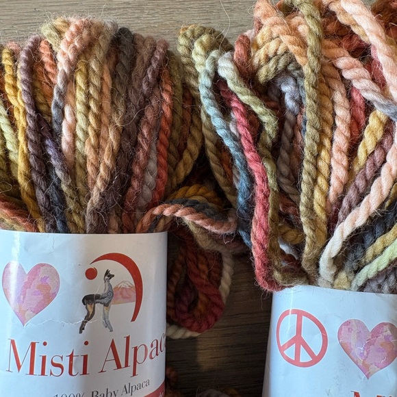 Misti Alpaca Yarn - Picture 2 of 4